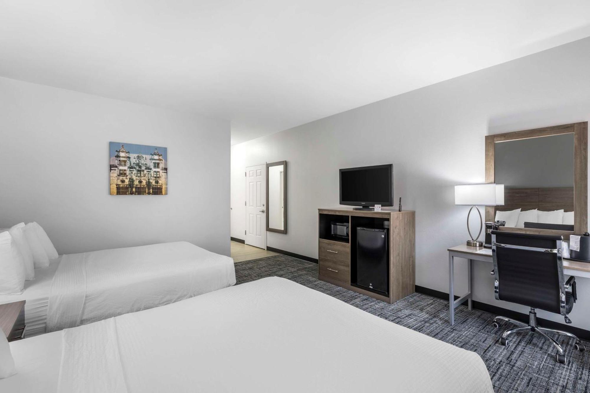 Best Western Plus Midamerica Hotel Mascoutah Екстер'єр фото