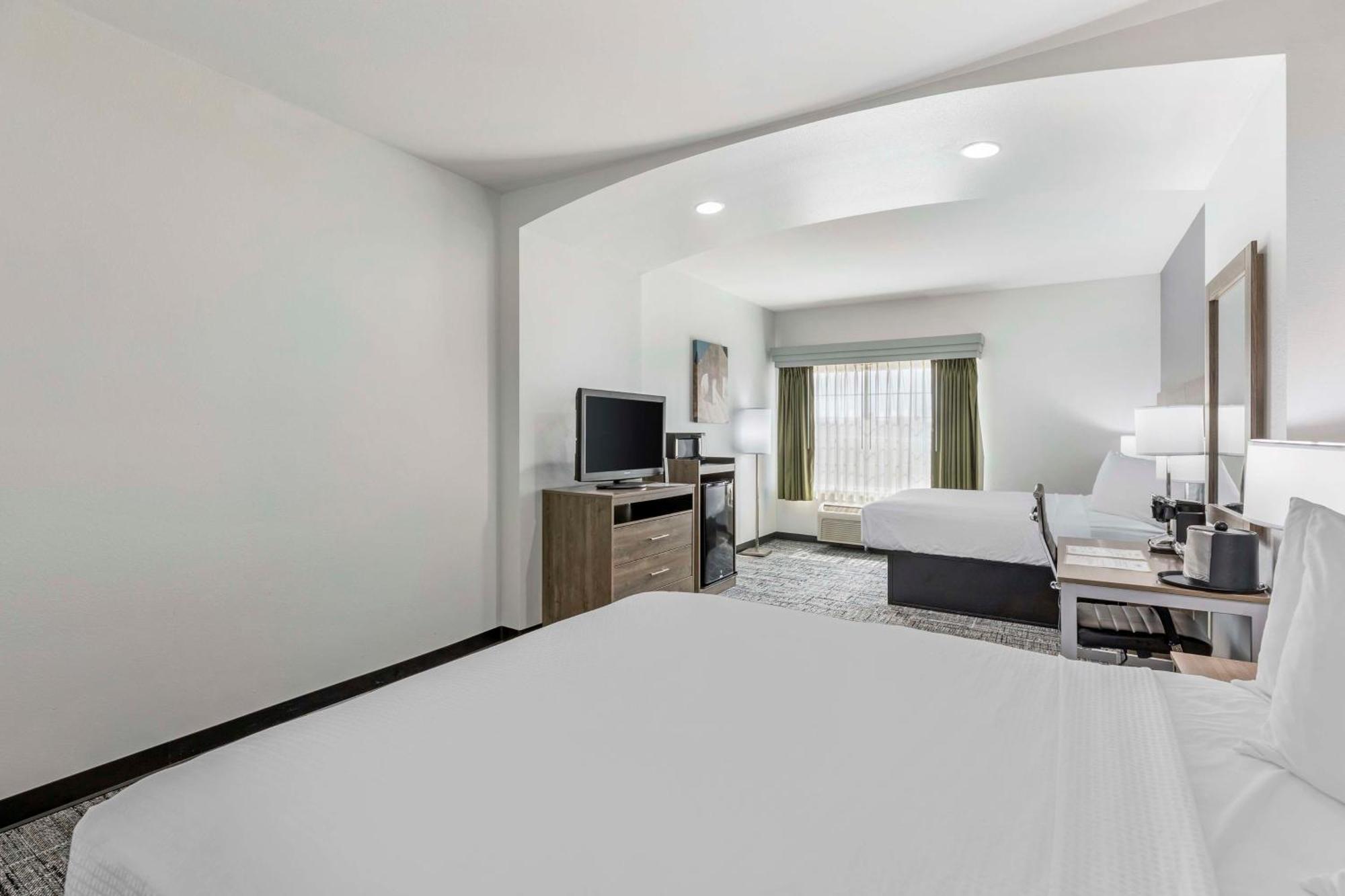 Best Western Plus Midamerica Hotel Mascoutah Екстер'єр фото